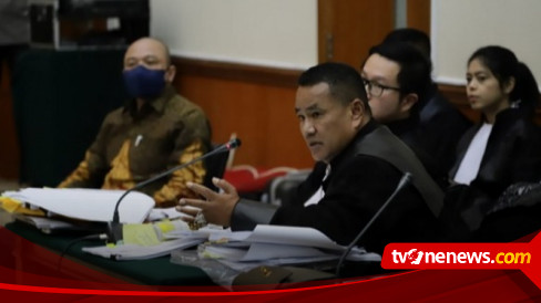 Sederet Respons Hotman Paris Usai Teddy Minahasa Divonis Seumur Hidup Bui