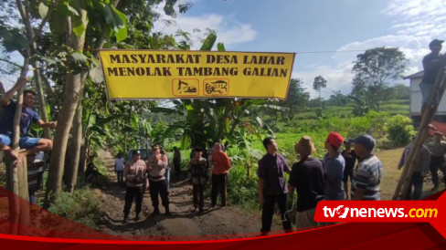 645e89a0583e1-warga-desa-lahar-kecamatan-tlogowung-pati-memasang-spanduk-tolak-tambang-galian-c-di-desanya-jumat_488_274.jpg