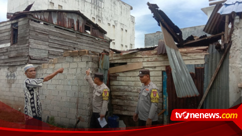 Dihantam Angin Puting Beliung Rumah Warga Porak Poranda Enam Rusak Parah