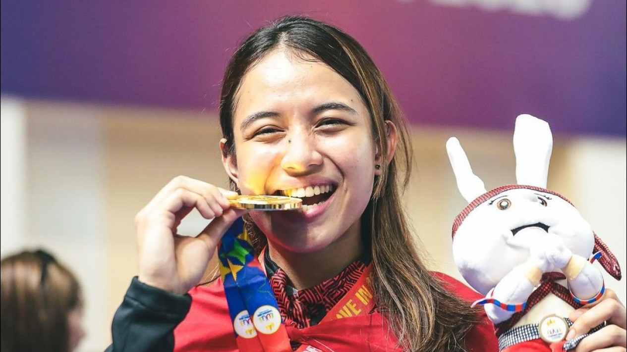 7 Potret Dewa Ayu Made Sriartha, Pemain Basket Putri Indonesia di SEA Games 2023, Awas Jatuh Cinta!
            - galeri foto