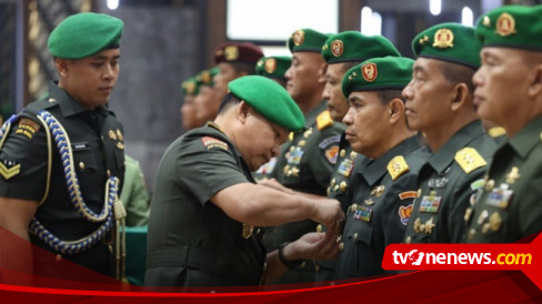 Kasad Pimpin Serah Terima Enam Jabatan Strategis Di TNI AD