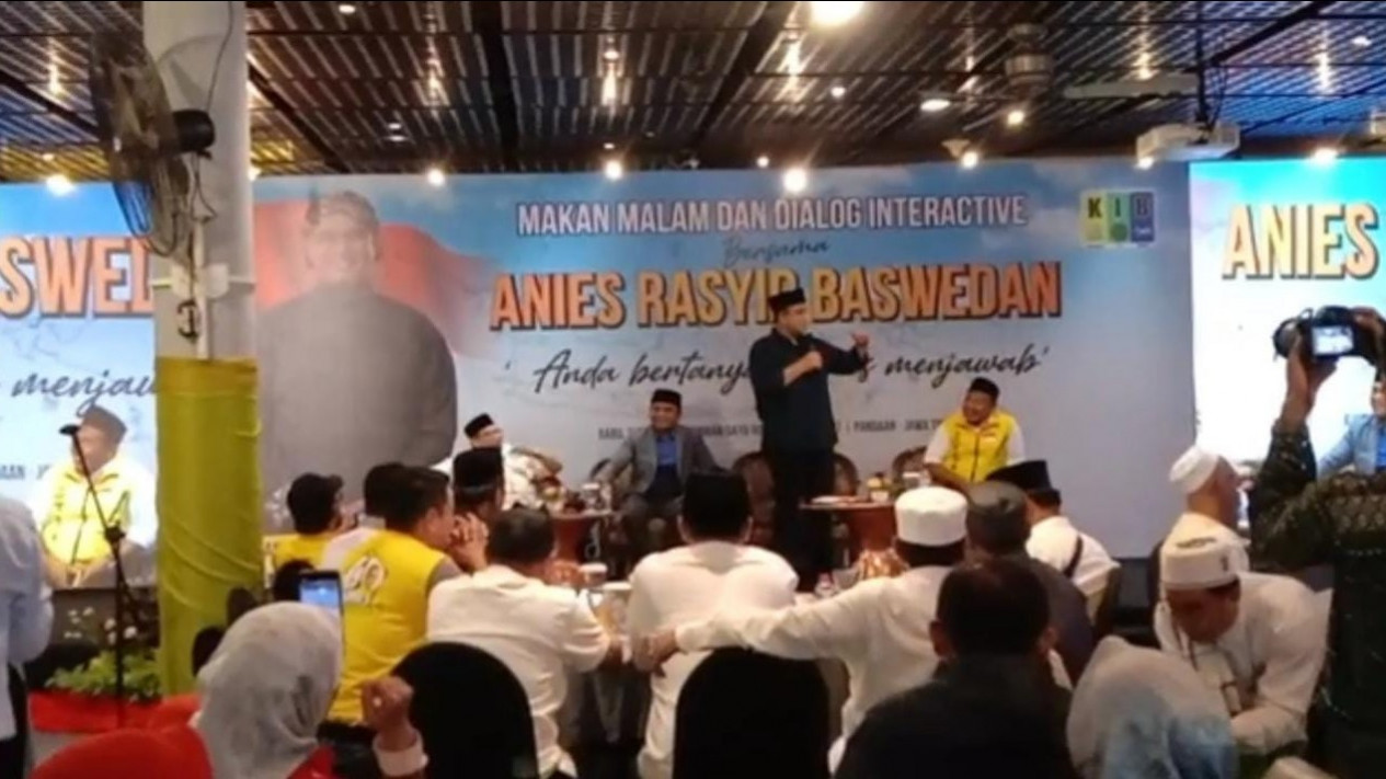 Sampaikan Gagasan dan Optimisme Indonesia Kedepan, Anies Baswedan Sapa Pendukung di Pasuruan
            - galeri foto