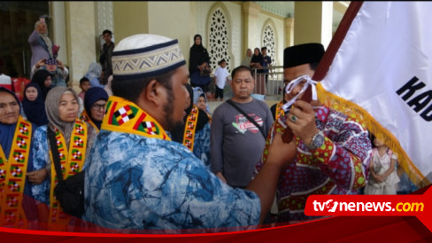 Pj Bupati Lepas Orang Calon Jamaah Haji Simeulue