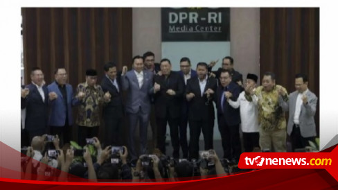 Ketika Delapan Fraksi di DPR Tanpa PDIP Kompak Gaungkan Yel Yel Kembali Suarakan Penolakan Sistem Pemilu Proporsional Tertutup