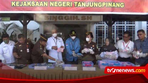 Kejari Tanjungpinang Musnahkan Barang Bukti Perkara Didominasi Kasus