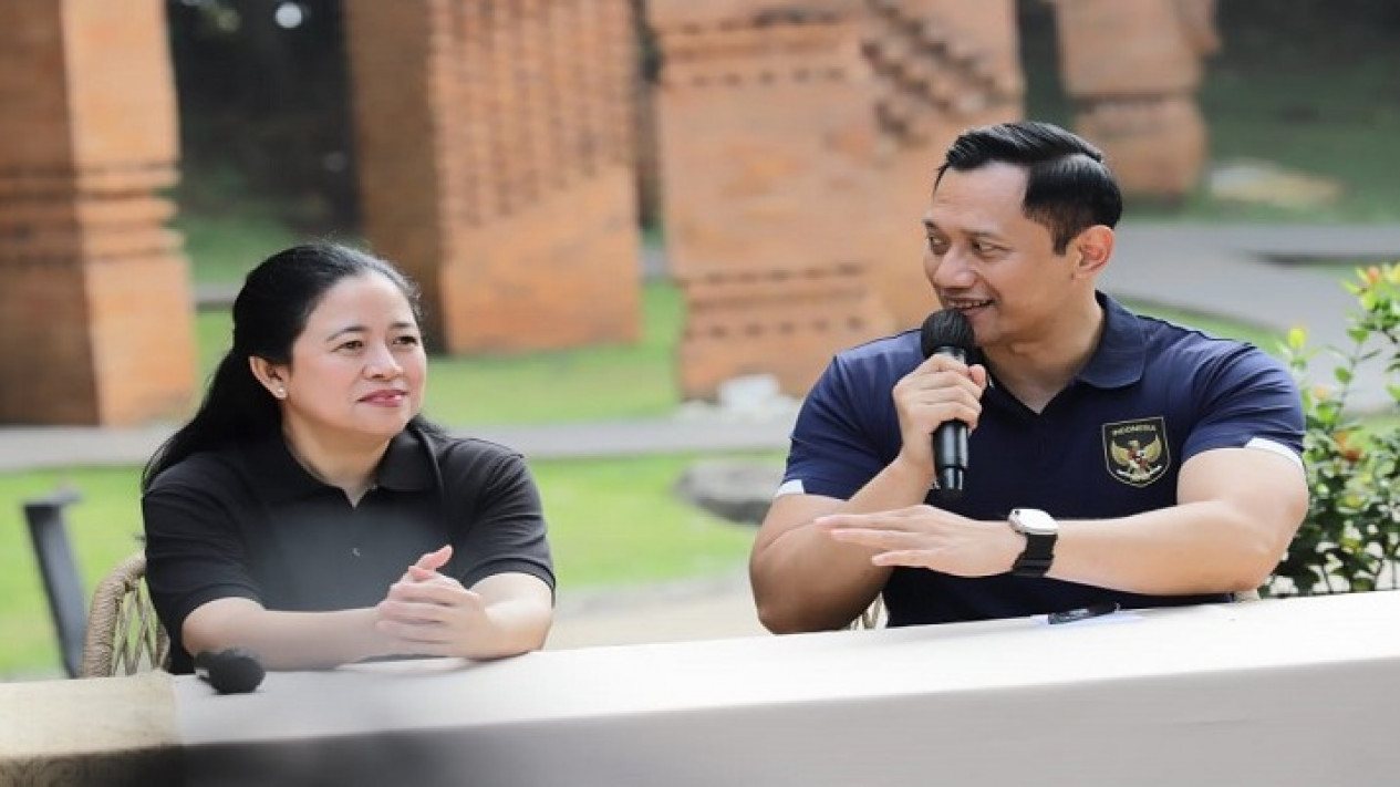 Meski Tuai Komentar Elite Politik, Akhirnya AHY Bertemu Puan di GBK
            - galeri foto