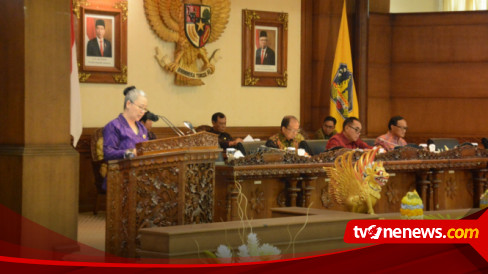 Fraksi Demokrat–NasDem DPRD Bali Usulkan Partisipasi Kabupaten Kota dalam Raperda Sempadan Pantai