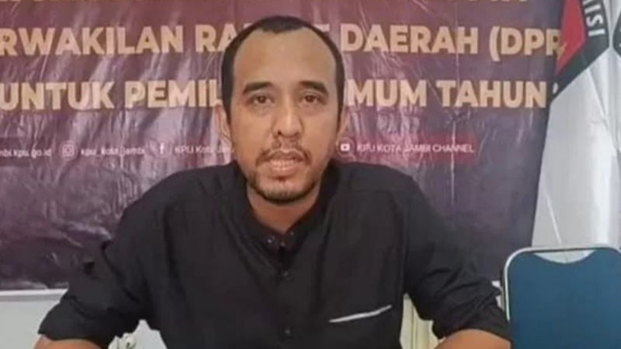 Komisi Pemilihan Umum Kota Jambi Temukan 9 Bacaleg Ganda
            - galeri foto