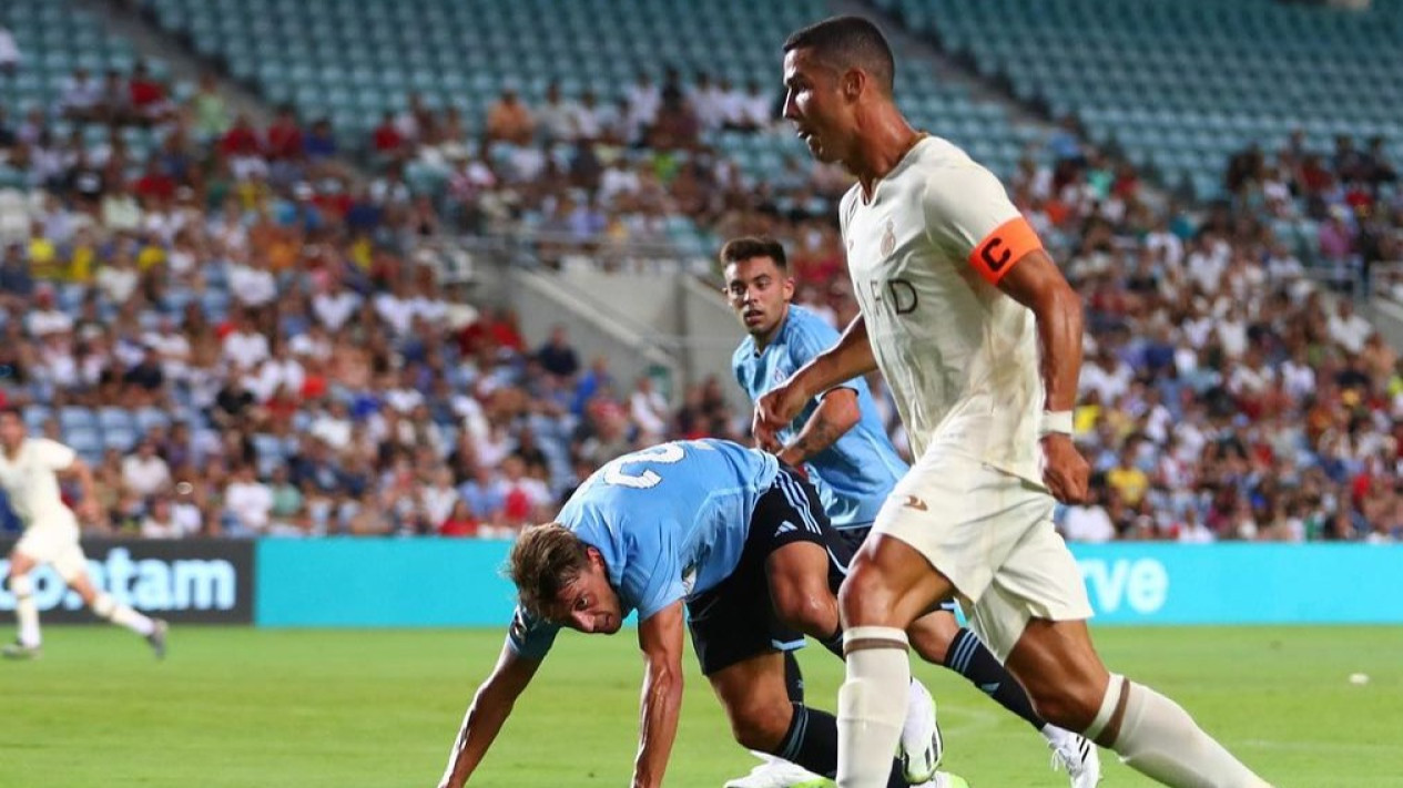 Cristiano Ronaldo Datang, Liga Pro Arab Saudi Ubah Aturan
            - galeri foto