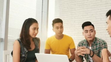 Perhatikan Koneksi di Tempat Kerja, Ramalan ZODIAK Besok, Jumat 21 Juli 2023 soal Karier dan Keuangan Virgo, Libra, Leo, Scorpio