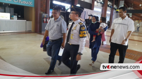 Polda Lampung Pulangkan Wna Malaysia Yang Diperas Suami Pengangguran