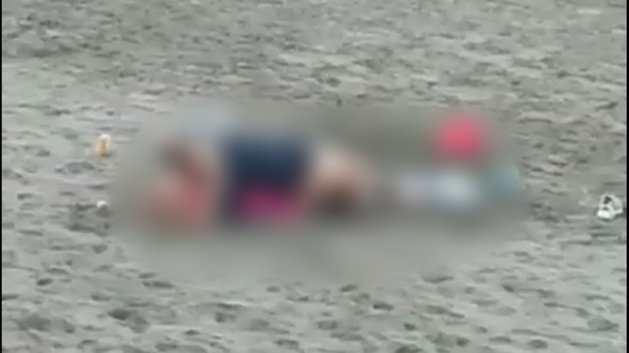 VIRAL! Polda Bali Selidiki Video Heboh Soal Sepasangan WNA Lakukan Tindak Asusila di Pinggir Pantai Canggu Bali
            - galeri foto