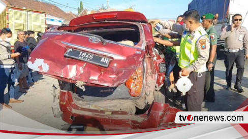 Empat Kendaraan Terlibat Kecelakaan Maut Di Jalur Pantura Gending ...