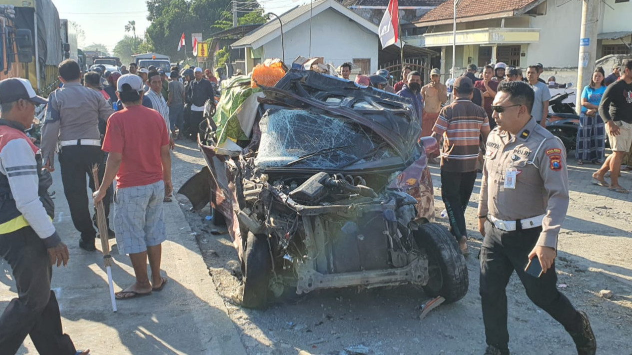 Update Laka Beruntun Tewaskan 3 Orang di Probolinggo, Polisi : Ini Nama Korban dan Kronologinya
            - galeri foto