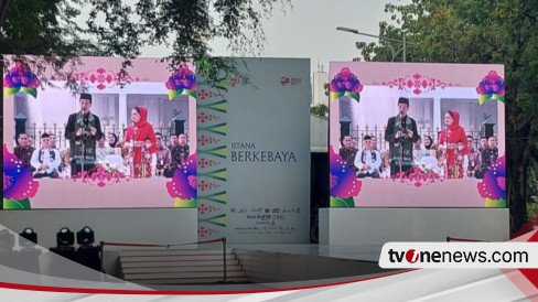 Presiden Jokowi dan Iriana Kenakan Pakaian Adat Betawi dalam "Istana Berkebaya"