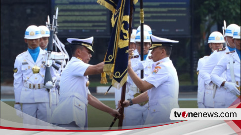 Tongkat Komando Armada II RI Bergulir, Laksda Laksamana Muda TNI Yayan ...