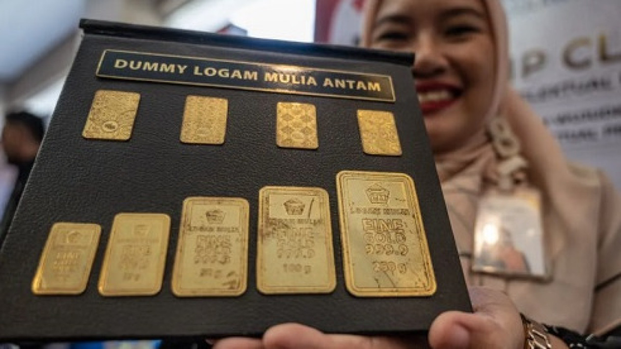 Harga Emas Batangan Hari Ini 11 Agustus 2023 Turun Rp2.000 per Gram