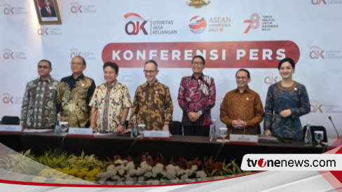 Heboh Kasus Mahasiswa Baru UIN Surakarta Diminta Daftar Pinjol, OJK ...