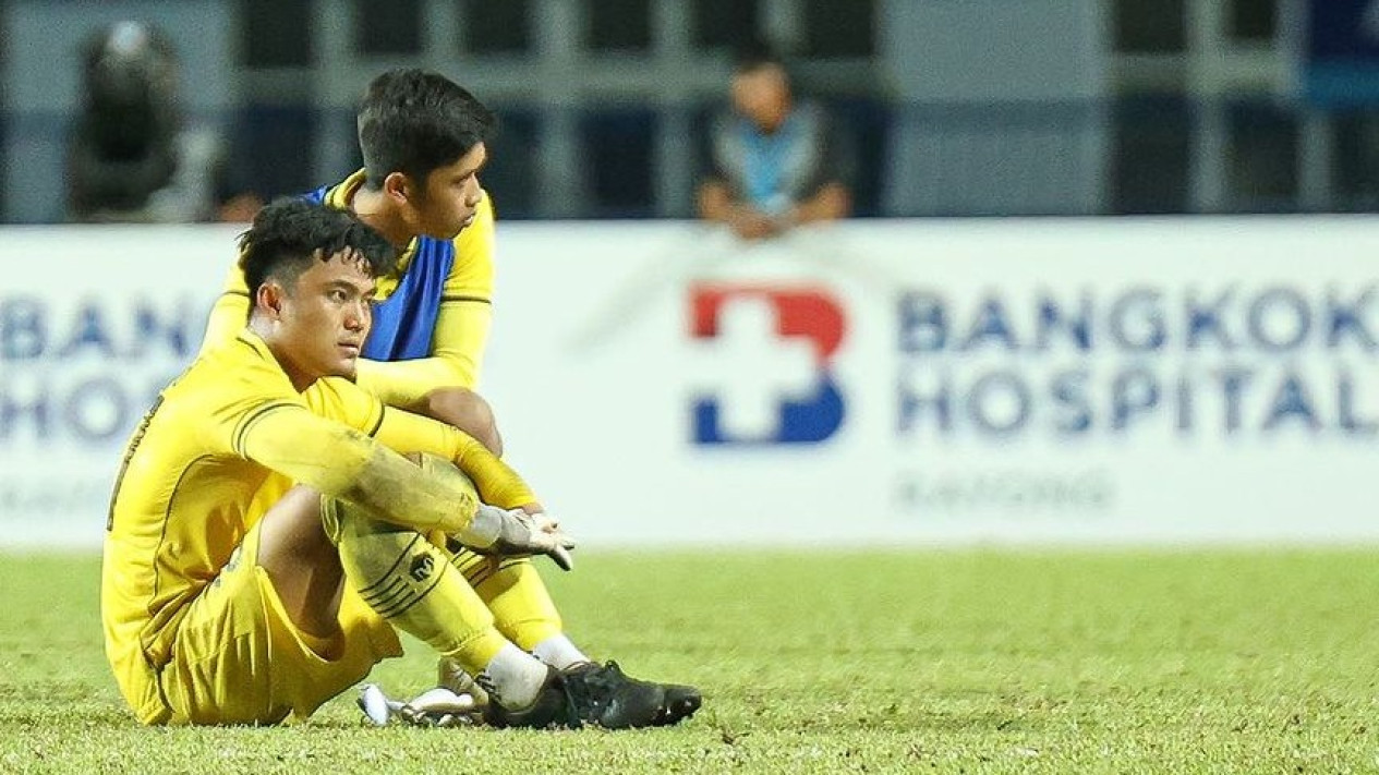 Mengharukan, Begini Kata Ernando Usai Gagal Penalti di Laga Timnas Indonesia Vs Vietnam
            - galeri foto