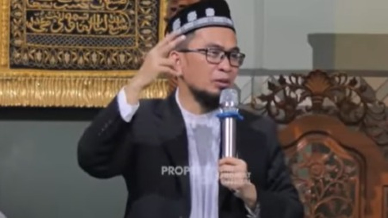 Shalat Malam Ternyata Ada Jenis Kata Ustaz Adi Hidayat Tahajud Tidak