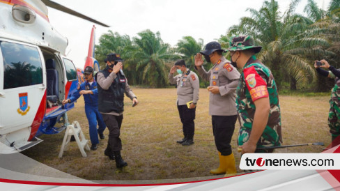 Kapolda Sumsel Irjen Pol A Rachmad Wibowo Patroli Udara Pantau Karhutla Di Ogan Komering Ilir