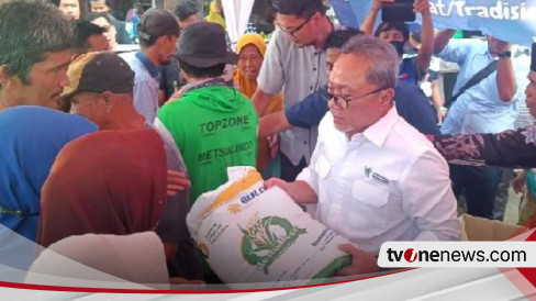 Tinjau Pasar Natar Lampung, Zulhas: Harga Beras Stabil Tinggi ...