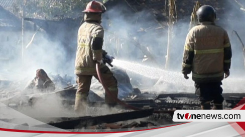 Gegara Bakar Sampah, Dua Rumah Warga Di Blora Ludes Terbakar