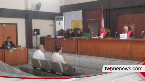 Dugaan Korupsi Pengangkutan Semen Yang Merugikan Negara Rp Miliar Dua Terdakwa Jalani