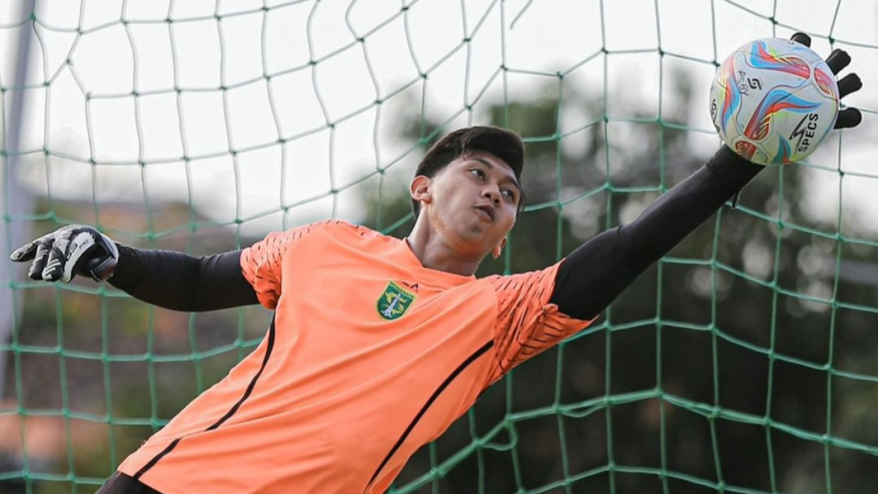 Berboncengan Naik Motor, Dua Pemain Persebaya Kecelakaan Tunggal Di ...