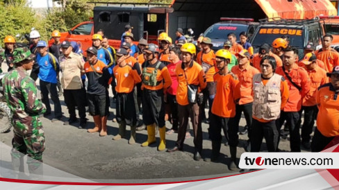 Kebakaran Hutan Gunung Lawu Meluas, 350 Personil Gabungan Dikerahkan ...