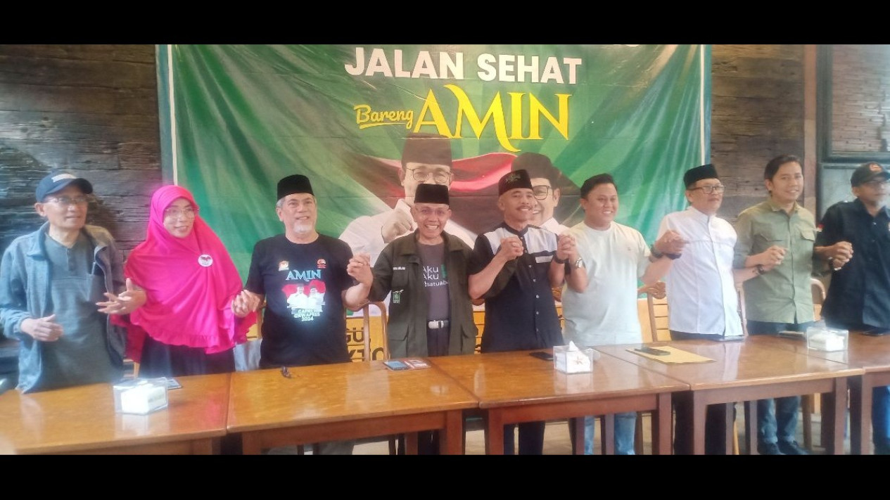 Jalan Sehat Bareng Amin Siap Digelar di Kota Malang, Door Prize Utama 3 Paket Umroh
            - galeri foto