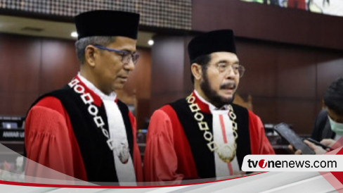 Ini Alasan Hakim MK Tolak Gugatan PSI Soal Batas Usia Capres-Cawapres RI