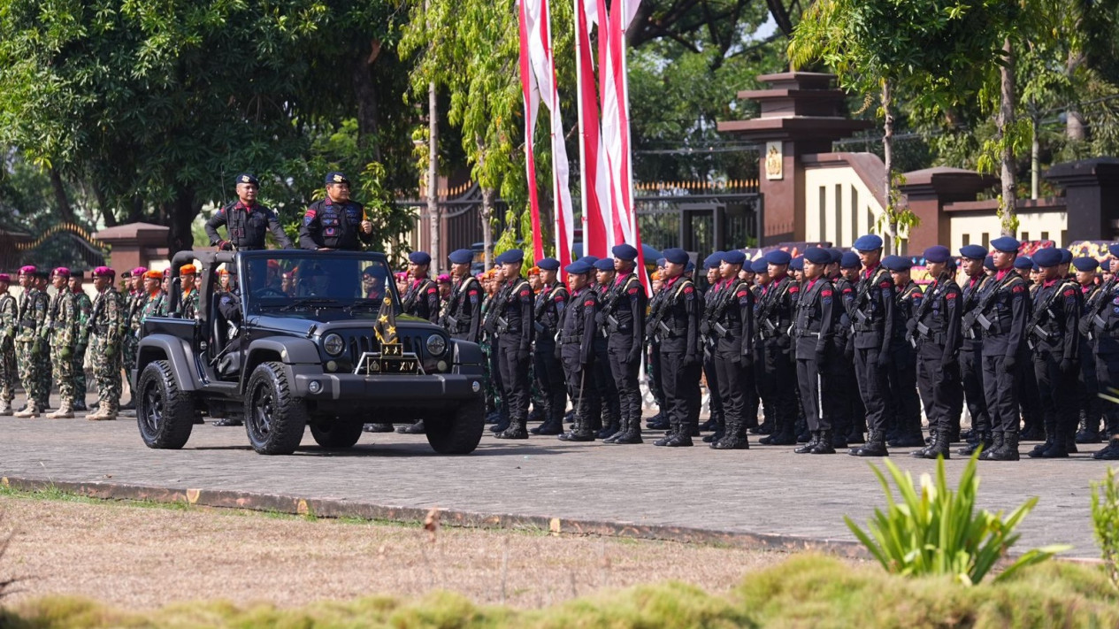 Pengamanan Pemilu Serentak 2024 Jadi Tantangan di 78 Tahun Korps Brimob Polri
            - galeri foto