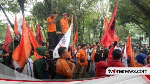 Pekan Depan Ribuan Buruh Kepung Gedung MK untuk Kawal Sidang Perdana Uji Materiil UU Omnibus Law