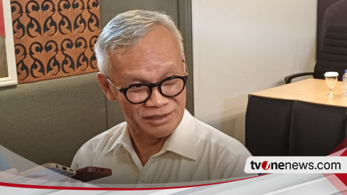 PDIP Bereaksi Keras Soal Mayor Teddy di Barisan Prabowo saat Debat Capres, Begini Katanya