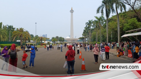 Libur Natal, Masyarakat Serbu Monas Jadi Tujuan Wisata