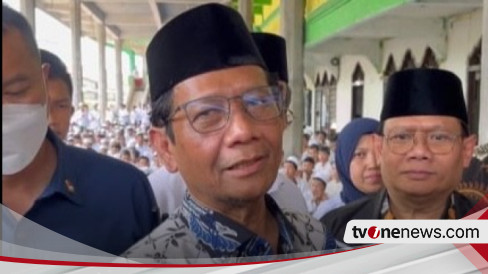 Firli Bahuri Tak Ditahan, Mahfud Md: Urusan Polri