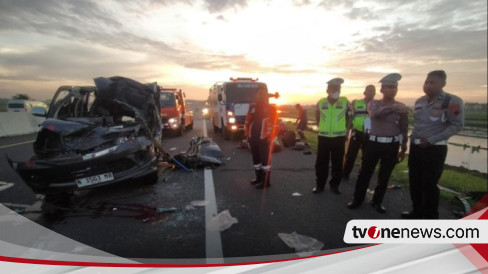 Tiga Orang Tewas Dalam Kecelakaan Maut Di Ruas Tol Kanci-Pejagan Brebes ...