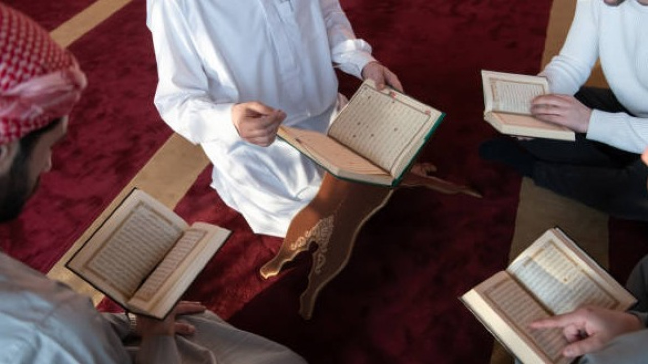 Bacaan Al Quran Surat Al Anam Ayat 156 160 Lengkap Tulisan Arab Latin Dan Artinya 