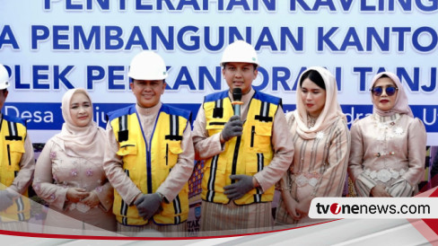 Pj Gubernur Dan Pj Ketua Tp Pkk Sumsel Bagikan Bantuan Sembako Ke Pedagang Dan Pengemudi Bentor