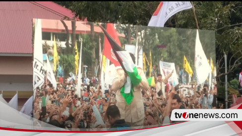 Buat Merinding Prabowo Cium Bendera Palestina Saat Kampanye Di