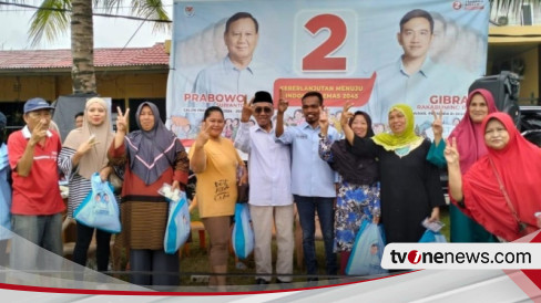 Barisan RFG Sumsel Tebus Murah Paket Sembako dan Makan Siang Gratis di Banyuasin