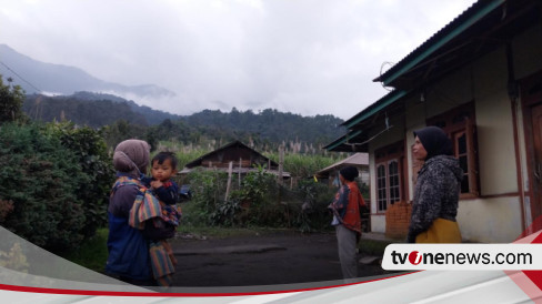 Gunung Marapi Sumbar 2 Kali Erupsi Hingga Pagi Ini