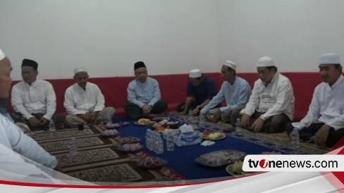 Tokoh Ulama Di Banten Doakan Pasangan Prabowo-Gibran Menang Satu ...