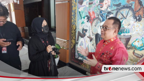 Blak-blakan Istana Ungkap Alasan Jokowi Bagikan Bansos Tak Libatkan ...