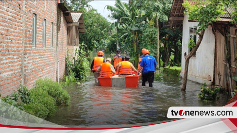 Hujan Deras Semalaman, Banjir Rendam Ratusan Rumah Warga Di Purworejo