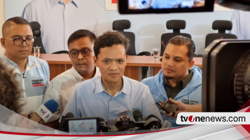 Jokowi dan Gibran Disebut Tak Bisa Bekerja, Habiburokhman Bongkar Kenangan Ahok saat Jadi Gubernur DKI Jakarta: Cuman Bisa Omon-omon