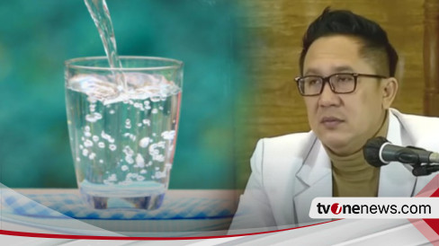 Percuma Sering Minum Air Putih kalau Masih Dilakukan Asal-asalan Ternyata Bisa Merusak Organ Tubuh, Ini Aturan Minum yang Benar Kata dr Cahyono