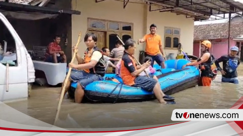 Tanggul Sungai Sadar Di Mojokerto Jebol, 895 Rumah Di Tiga Desa ...