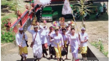 Umat Hindu di Sulawesi Utara lakukanupacara Melasti 